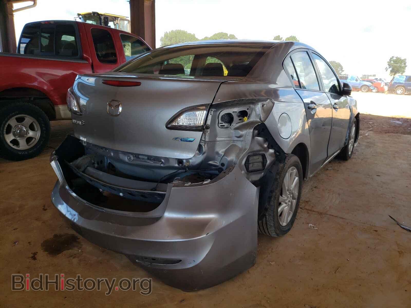 2013 MAZDA 3 - VIN: JM1BL1U77D1747009 - Photo 4