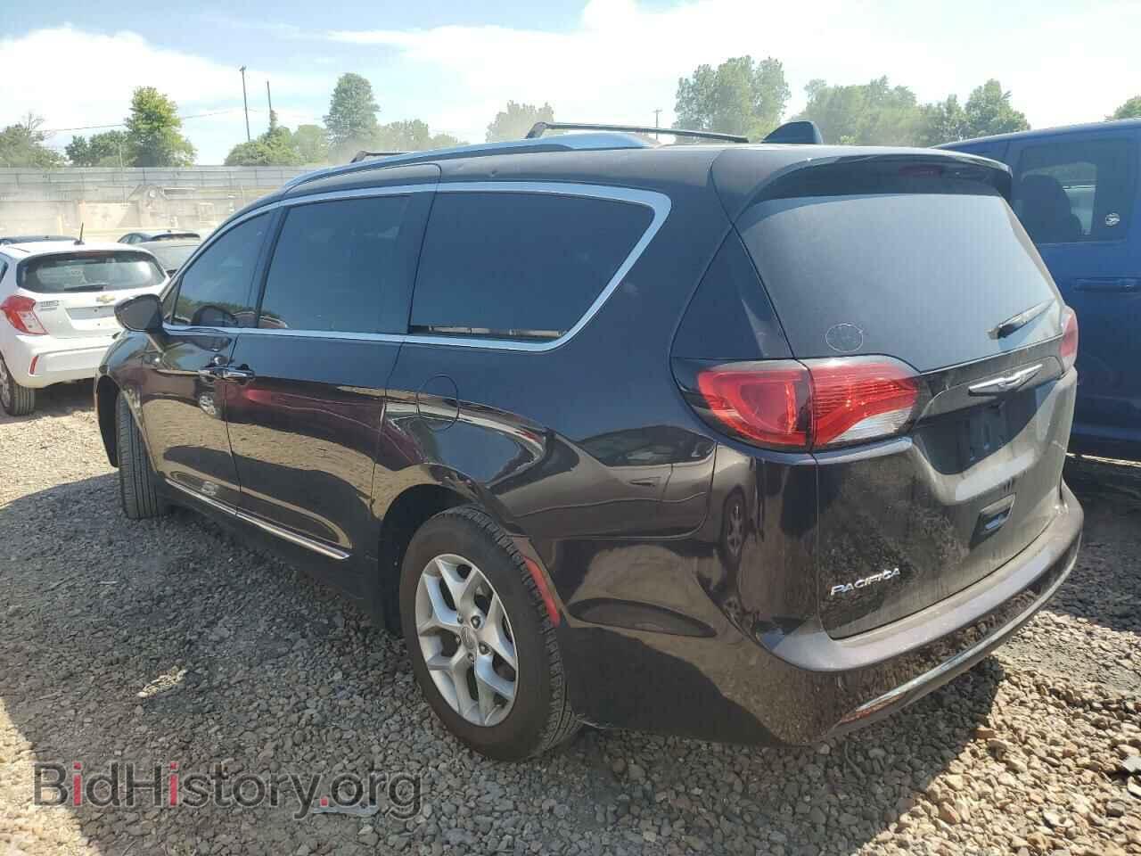 2017 CHRYSLER PACIFICA - VIN: 2C4RC1EG5HR833367 - Photo 2