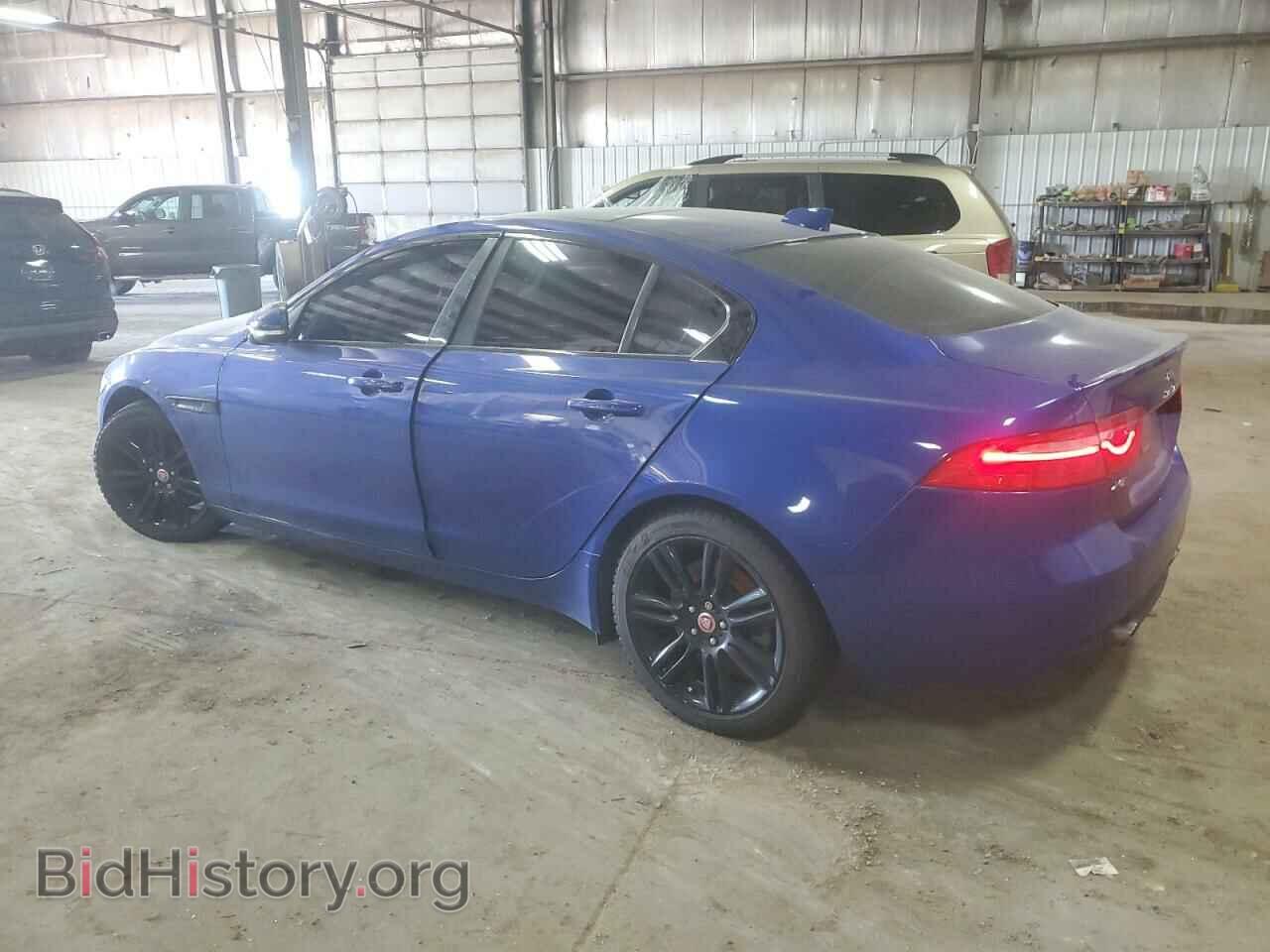2017 JAGUAR XE - VIN: SAJAE4BG2HA957762 - Фото 2