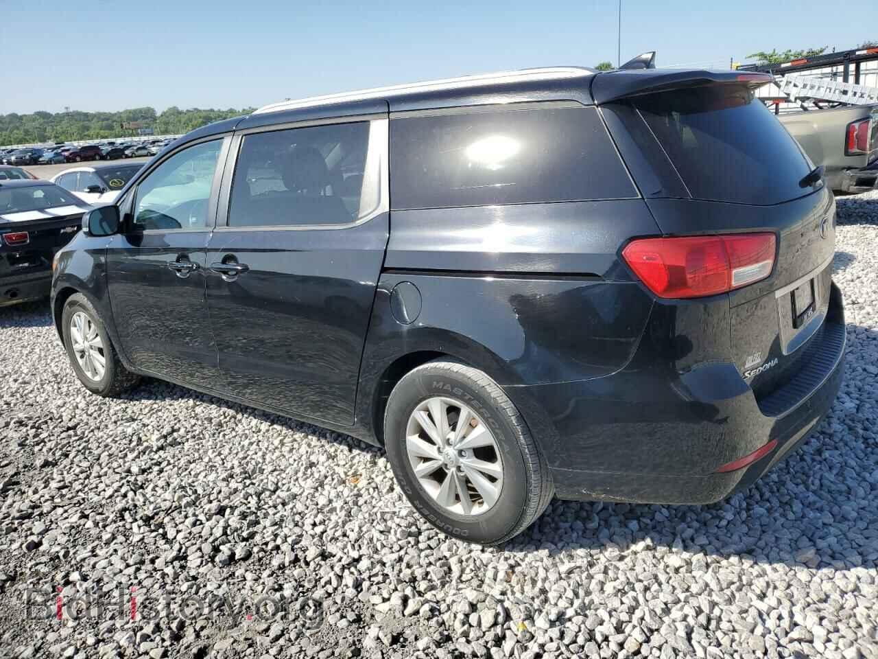 2017 KIA All Models - VIN: KNDMB5C14H6338250 - Фото 2