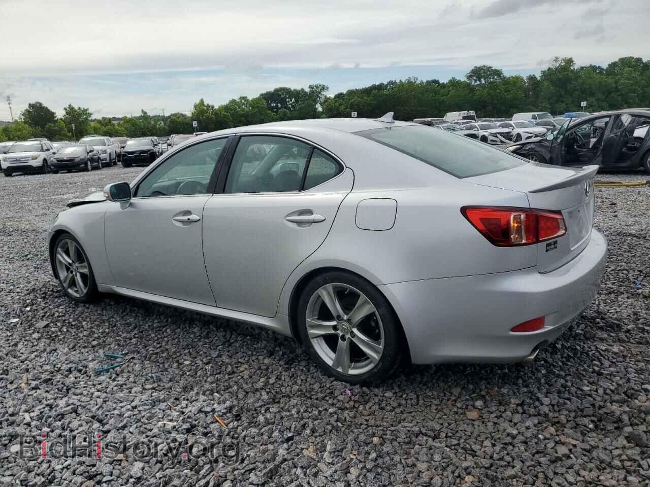 2011 LEXUS IS - VIN: JTHBF5C21B2101300 - Photo 2
