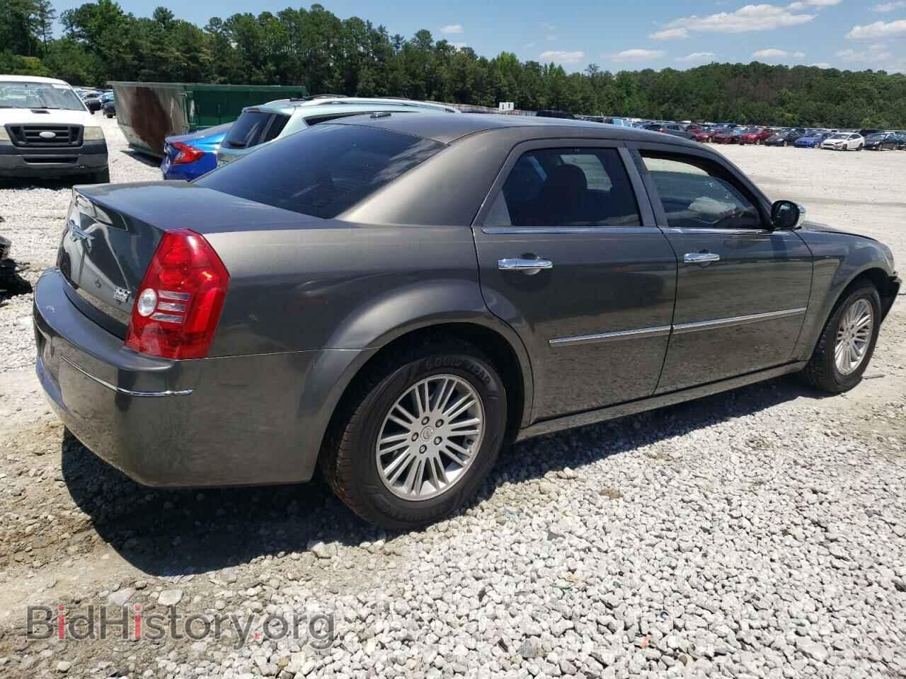 2010 CHRYSLER 300 - VIN: 2C3CA5CV1AH225253 - Фото 3