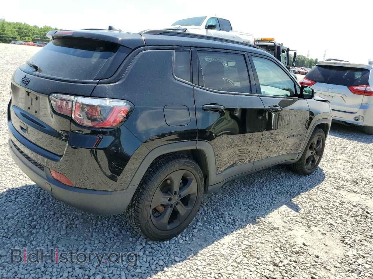 2018 JEEP COMPASS - VIN: 3C4NJCBB4JT346110 - Фото 3