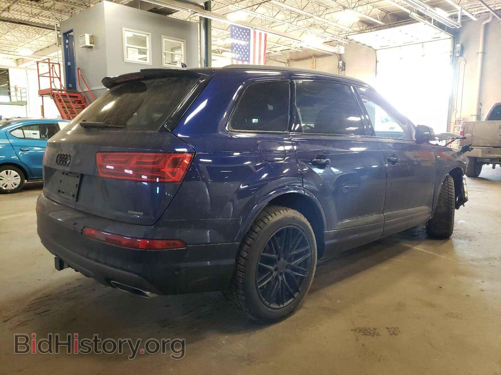 2019 AUDI Q7 - VIN: WA1VAAF72KD044598 - Фото 4