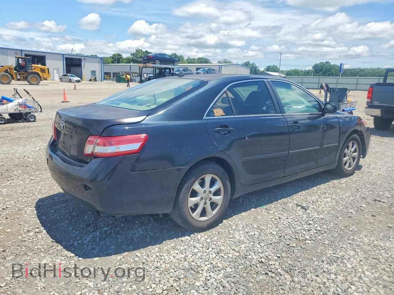 2011 TOYOTA CAMRY - VIN: 4T4BF3EK2BR136579 - Фото 3