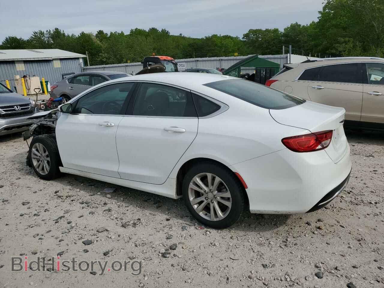 2015 CHRYSLER 200 - VIN: 1C3CCCAB3FN559189 - Photo 2