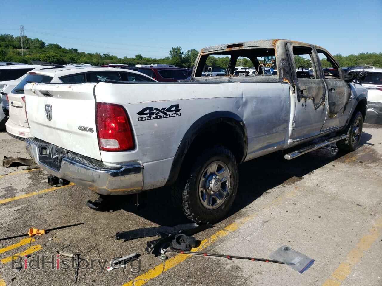 2017 RAM All Models - VIN: 3C6UR5HJ9HG719988 - Фото 3