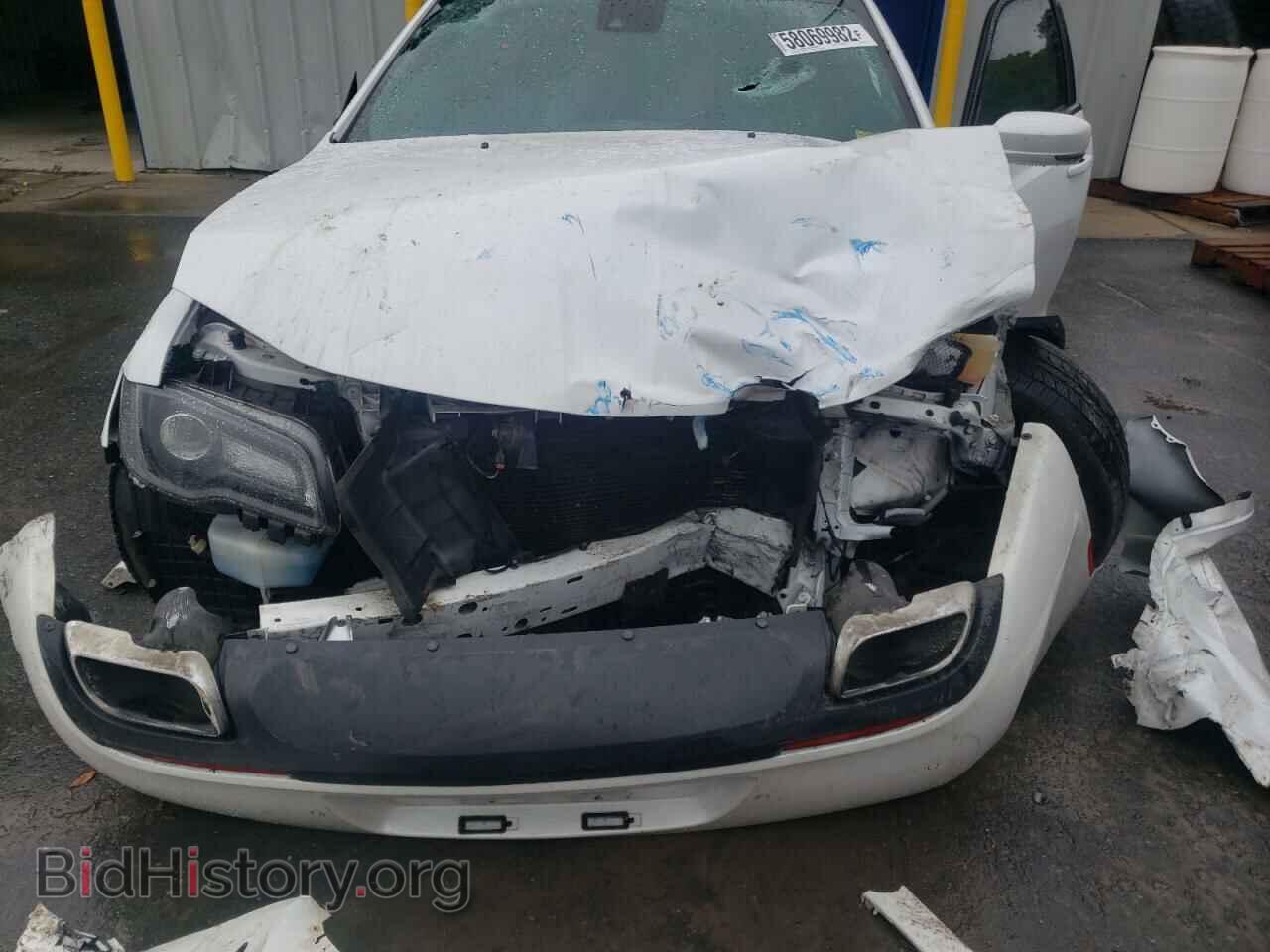 2016 CHRYSLER 300 - VIN: 2C3CCAGG3GH244331 - Фото 7