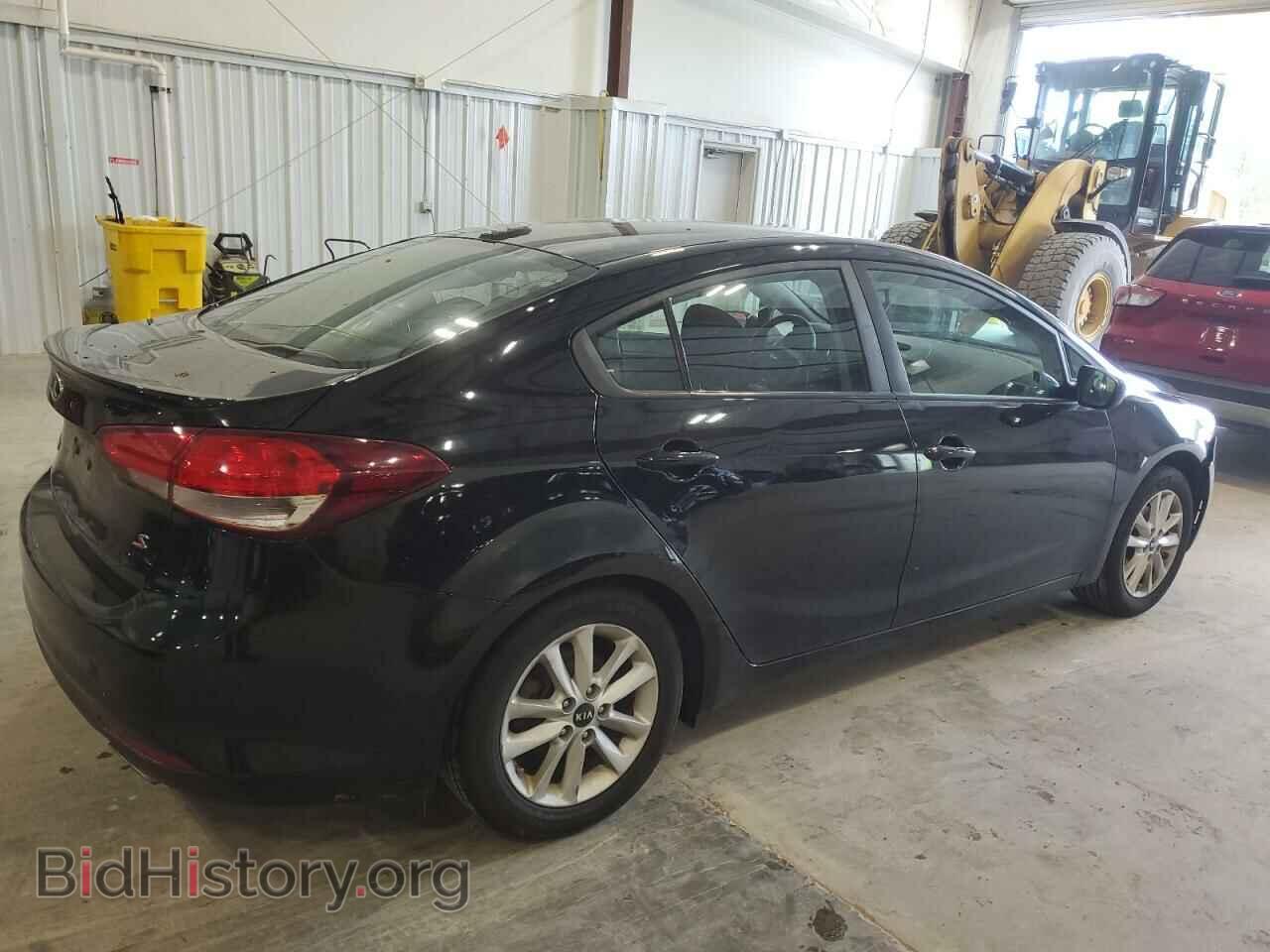 2017 KIA FORTE - VIN: 3KPFL4A7XHE123747 - Фото 3
