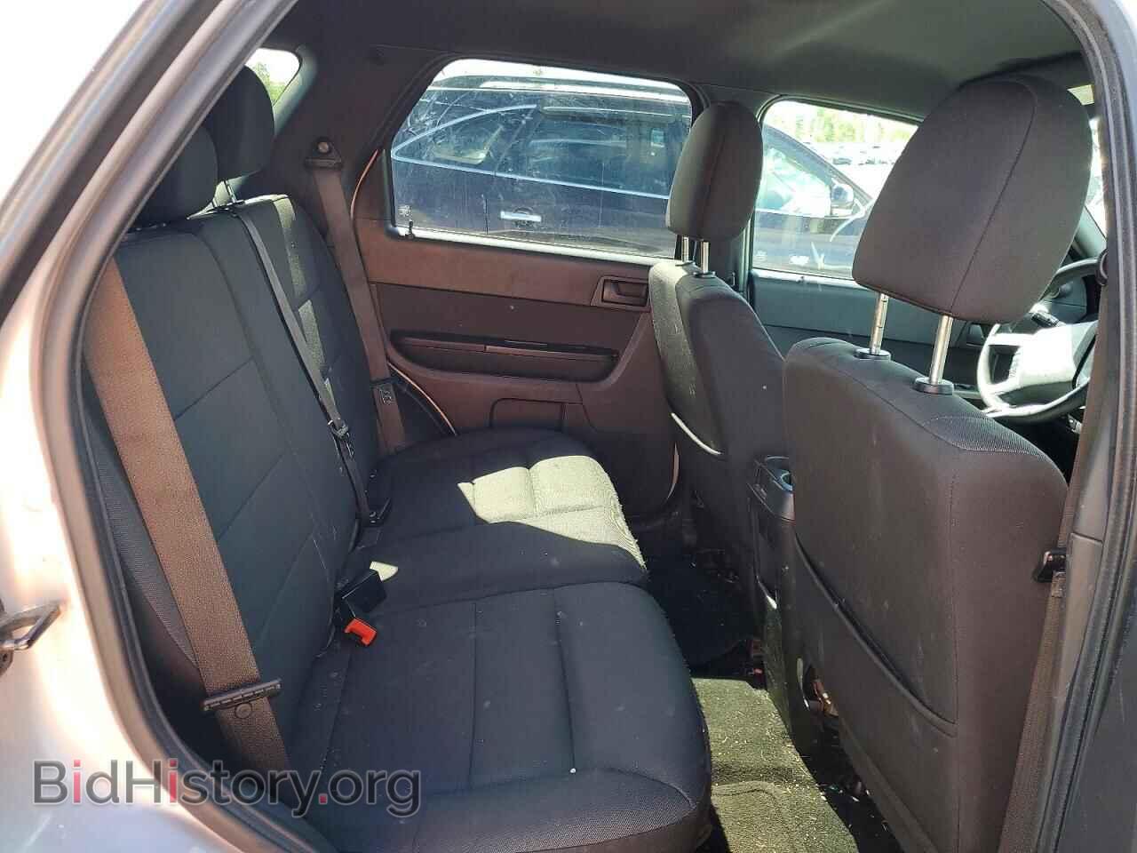 2011 FORD ESCAPE - VIN: 1FMCU0D76BKC00618 - Фото 11