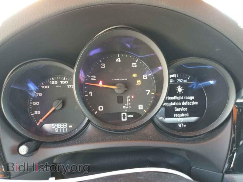 2018 Porsche MACAN (VIN WP1AA2A51JLB12277) — photo 9 of 14