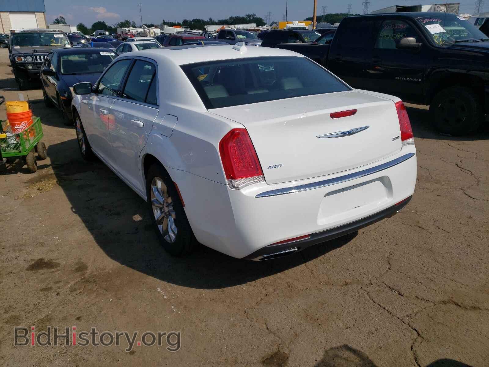 2016 CHRYSLER 300 - VIN: 2C3CCARG5GH262097 - Фото 3