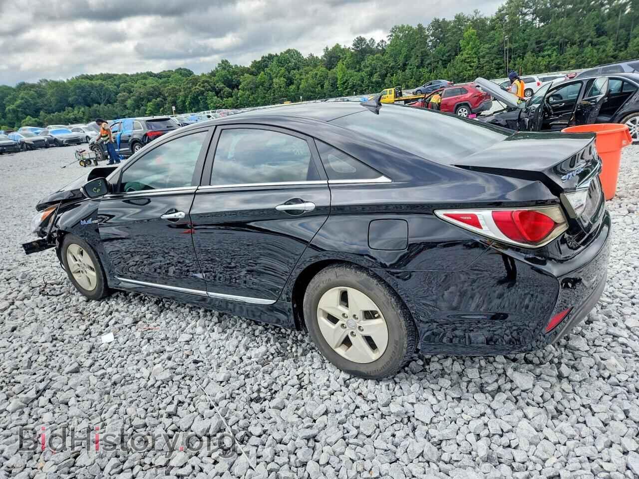 2011 HYUNDAI SONATA - VIN: KMHEC4A41BA008364 - Фото 2