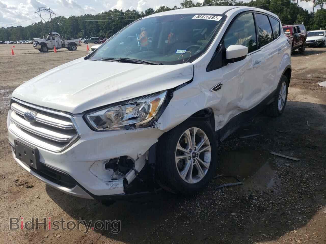 2017 FORD ESCAPE - VIN: 1FMCU0GD4HUB28428 - Фото 2