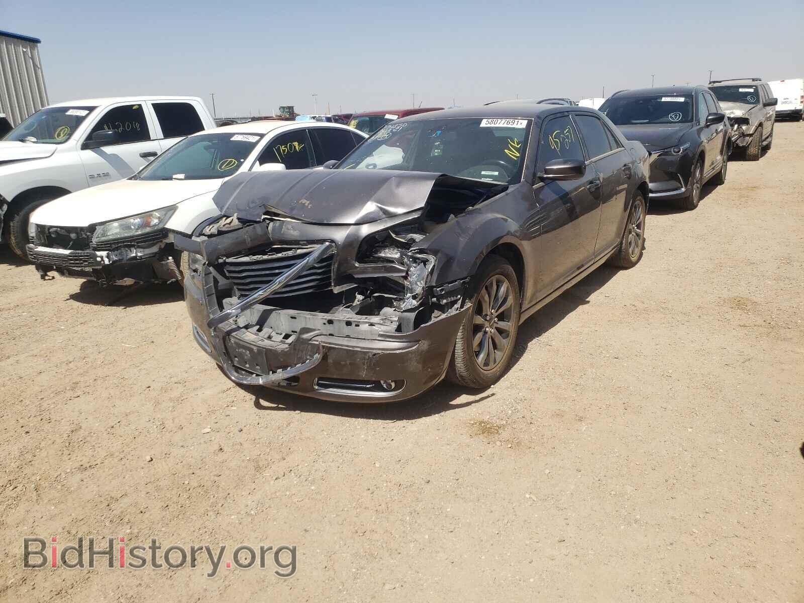 2014 CHRYSLER 300 - VIN: 2C3CCAGG3EH353014 - Фото 2
