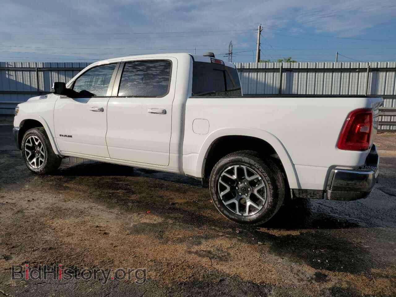 2025 RAM 1500 - VIN: 1C6SRFJP7SN512011 - Фото 2