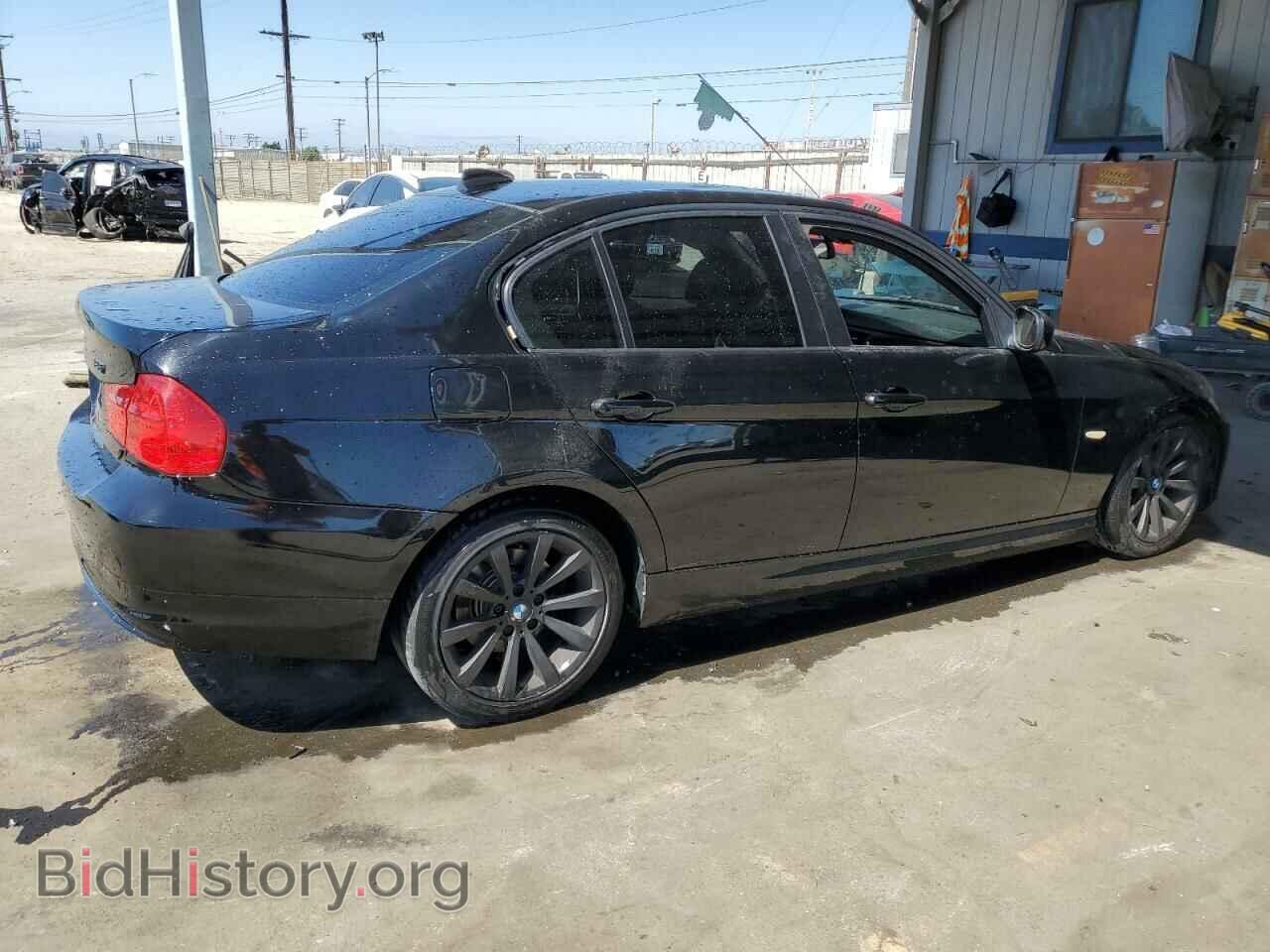 2011 BMW 3 SERIES - VIN: WBAPH5G53BNM79183 - Фото 3