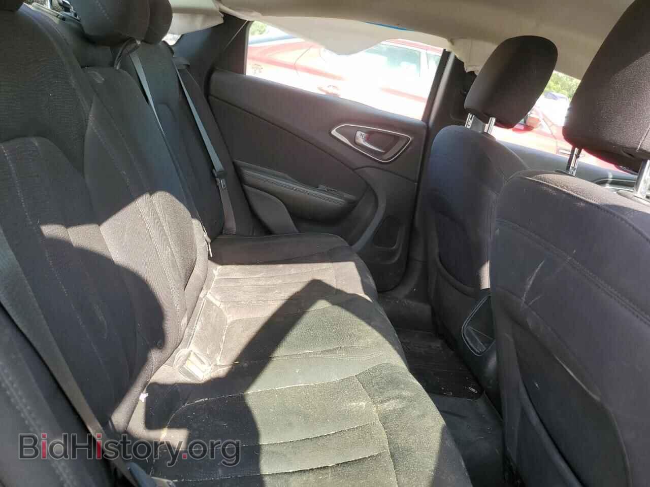 2015 CHRYSLER 200 - VIN: 1C3CCCAB8FN574559 - Фото 10