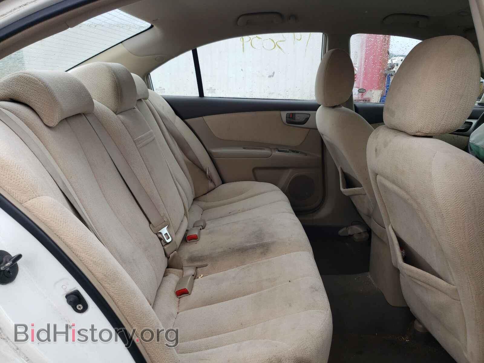 2007 KIA OPTIMA - VIN: KNAGE123575142030 - Фото 6