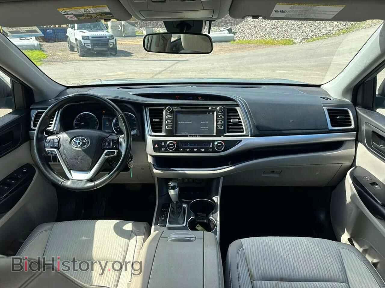2018 TOYOTA HIGHLANDER - VIN: 5TDBZRFH4JS906070 - Фото 7