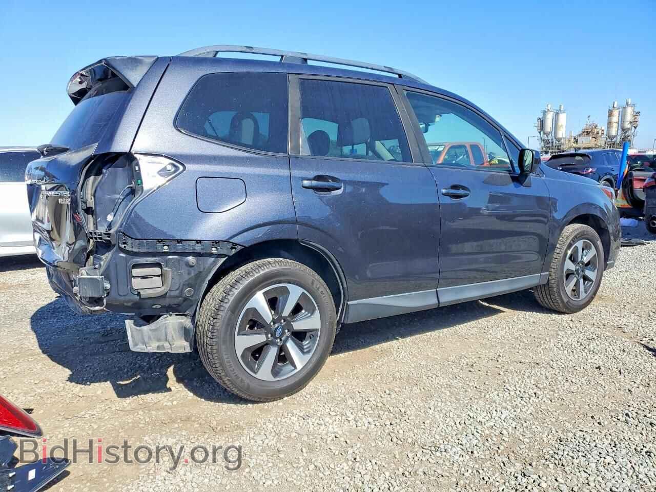 2017 SUBARU FORESTER - VIN: JF2SJAGC8HH560780 - Фото 3