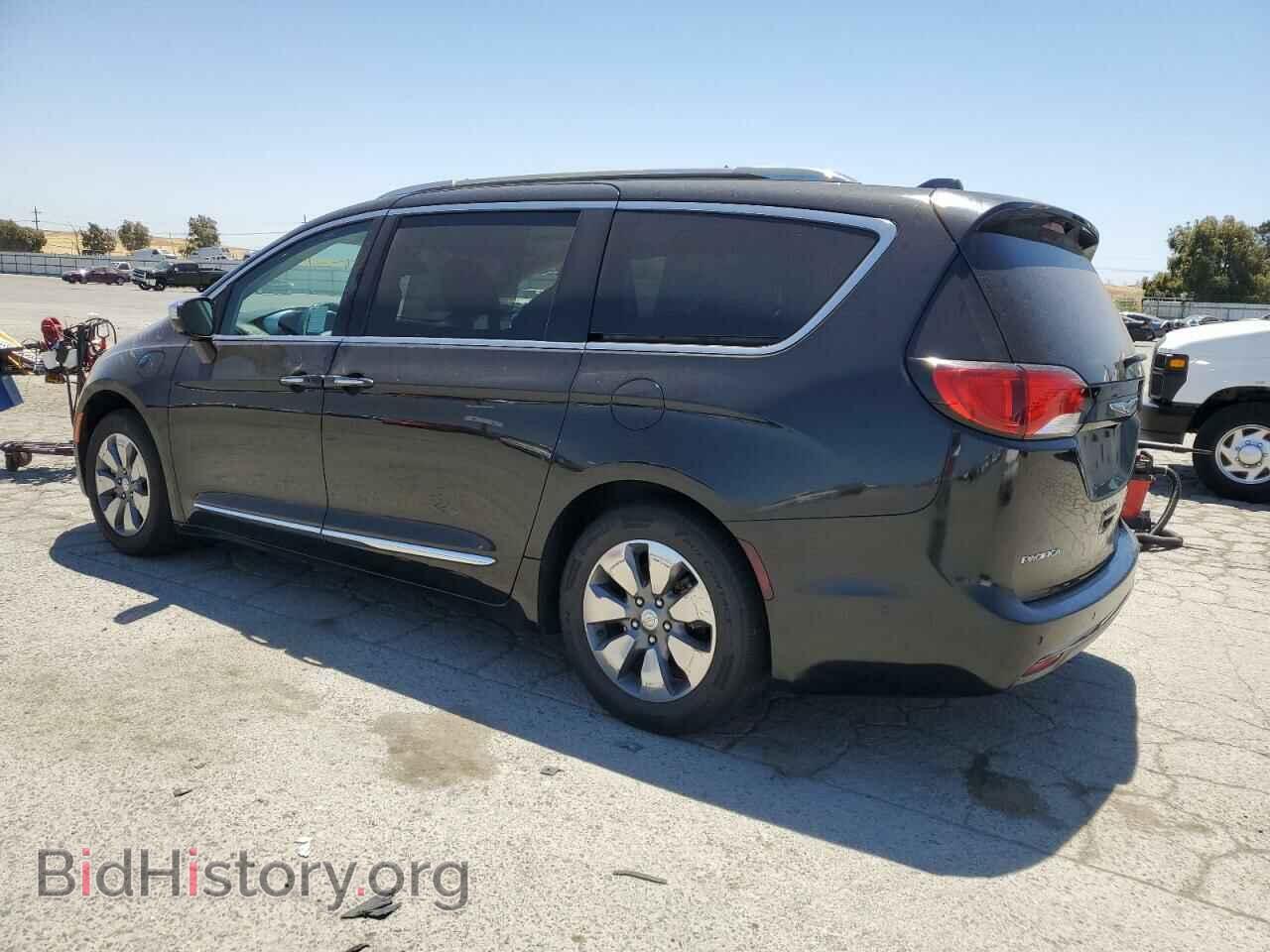 2017 CHRYSLER PACIFICA - VIN: 2C4RC1N75HR655153 - Photo 2