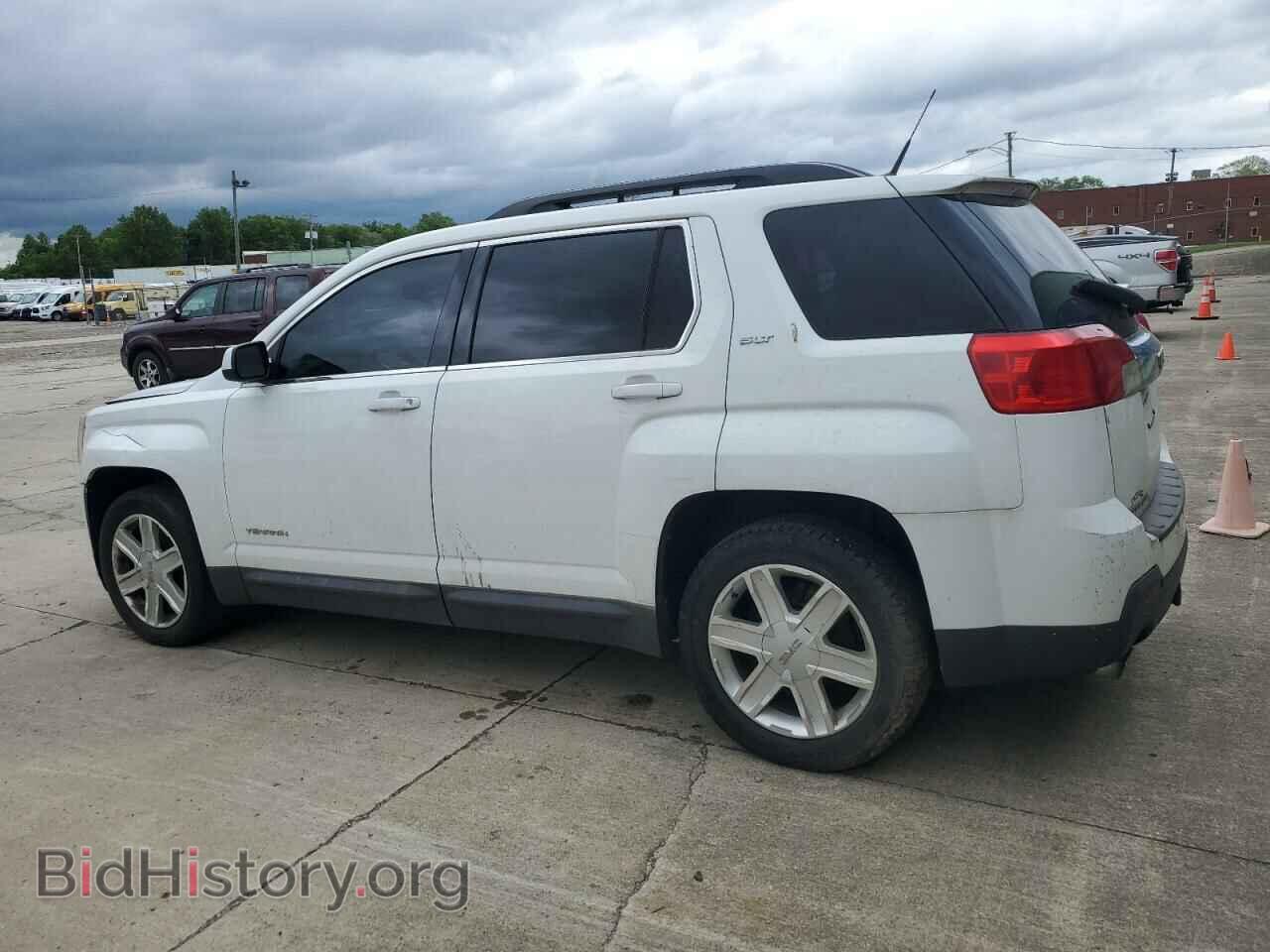 2011 GMC TERRAIN - VIN: 2CTFLVE59B6448836 - Photo 2