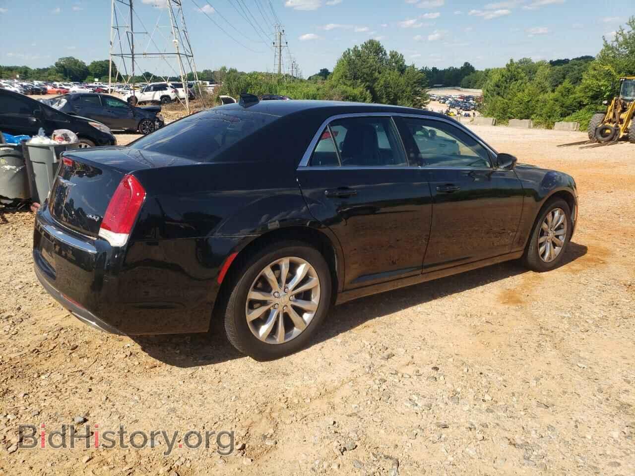 2016 CHRYSLER 300 - VIN: 2C3CCARG7GH216996 - Фото 3