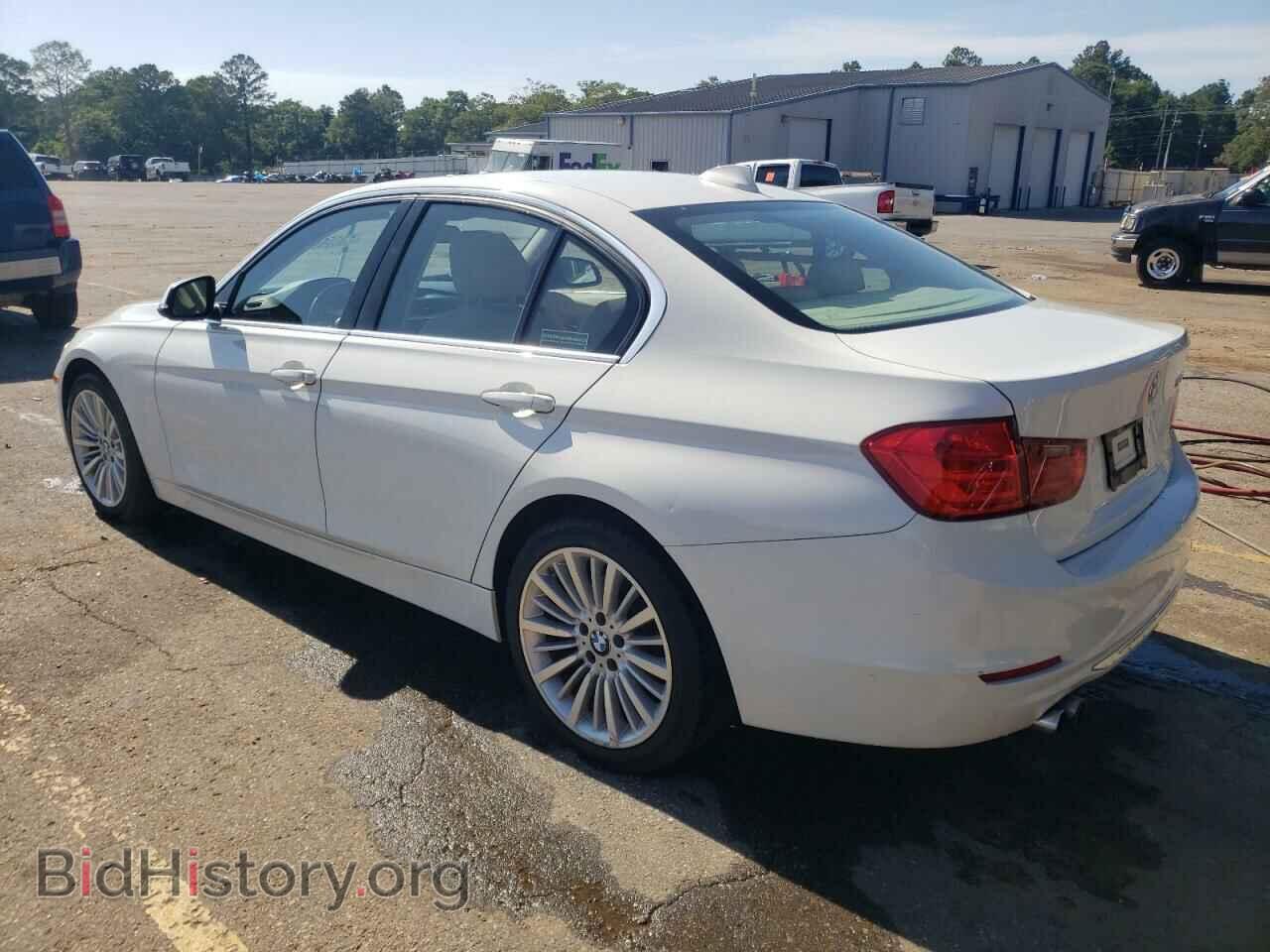 2012 BMW 3 SERIES - VIN: WBA3A5C54CF349885 - Фото 2