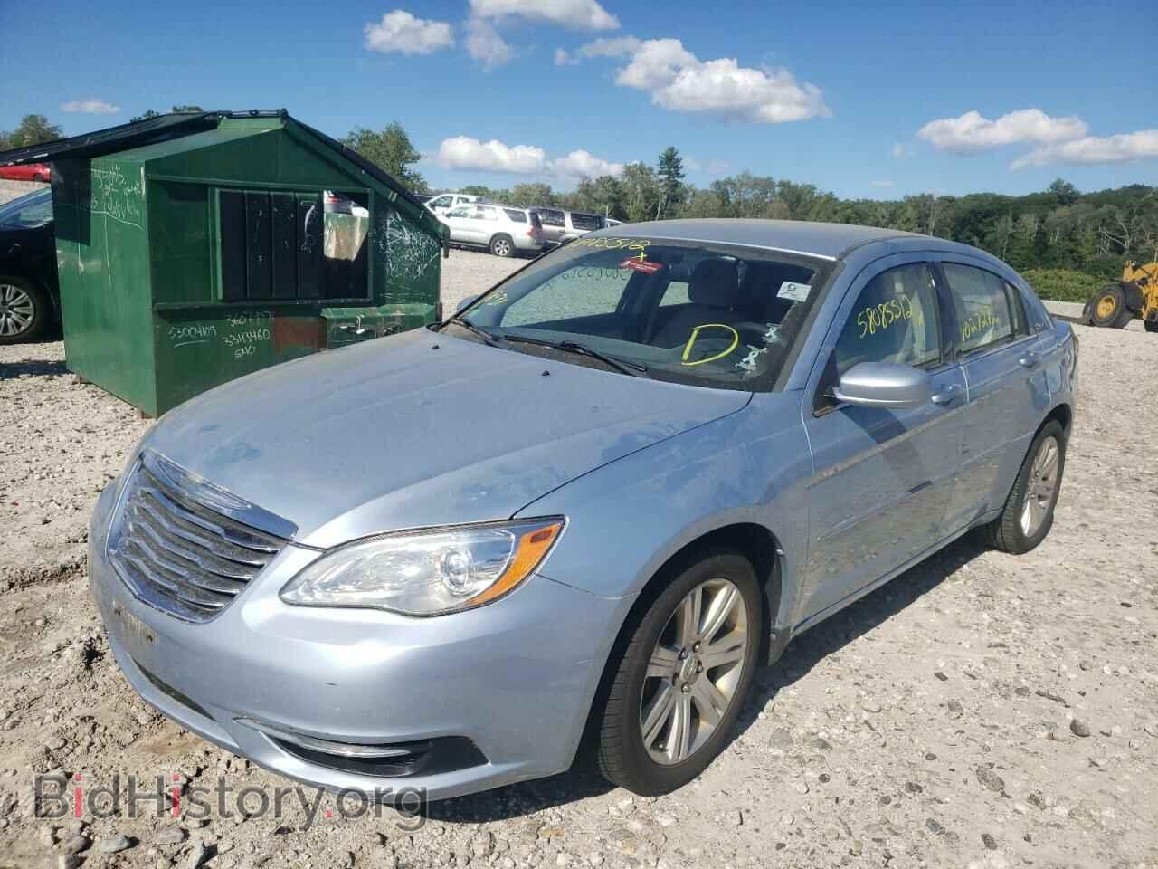 2012 CHRYSLER 200 - VIN: 1C3CCBAB1CN207461 - Фото 2