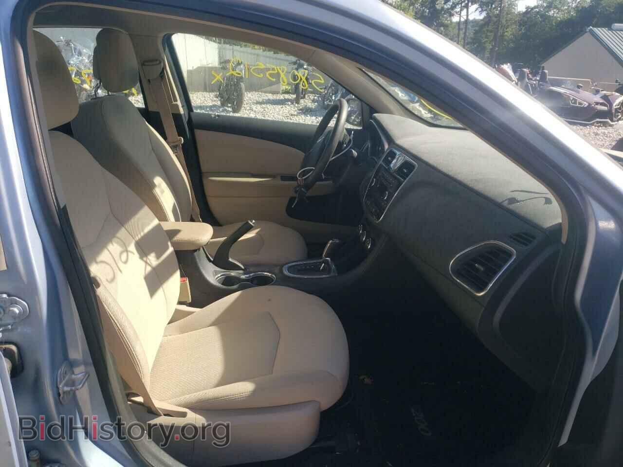2012 CHRYSLER 200 - VIN: 1C3CCBAB1CN207461 - Фото 5