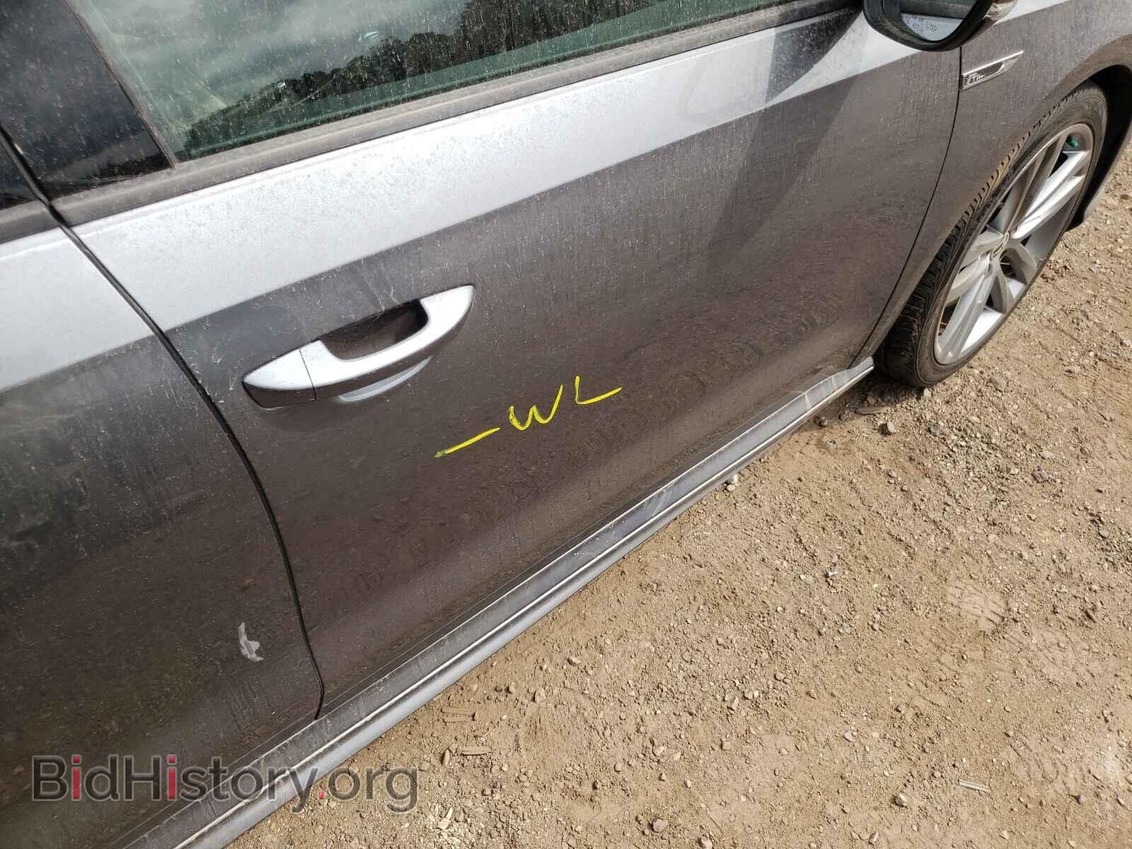 2018 VOLKSWAGEN PASSAT - VIN: 1VWAA7A36JC018227 - Фото 9
