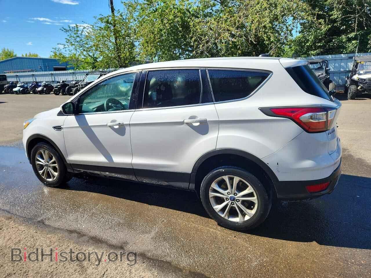 2017 FORD ESCAPE - VIN: 1FMCU9GD5HUB45307 - Фото 2