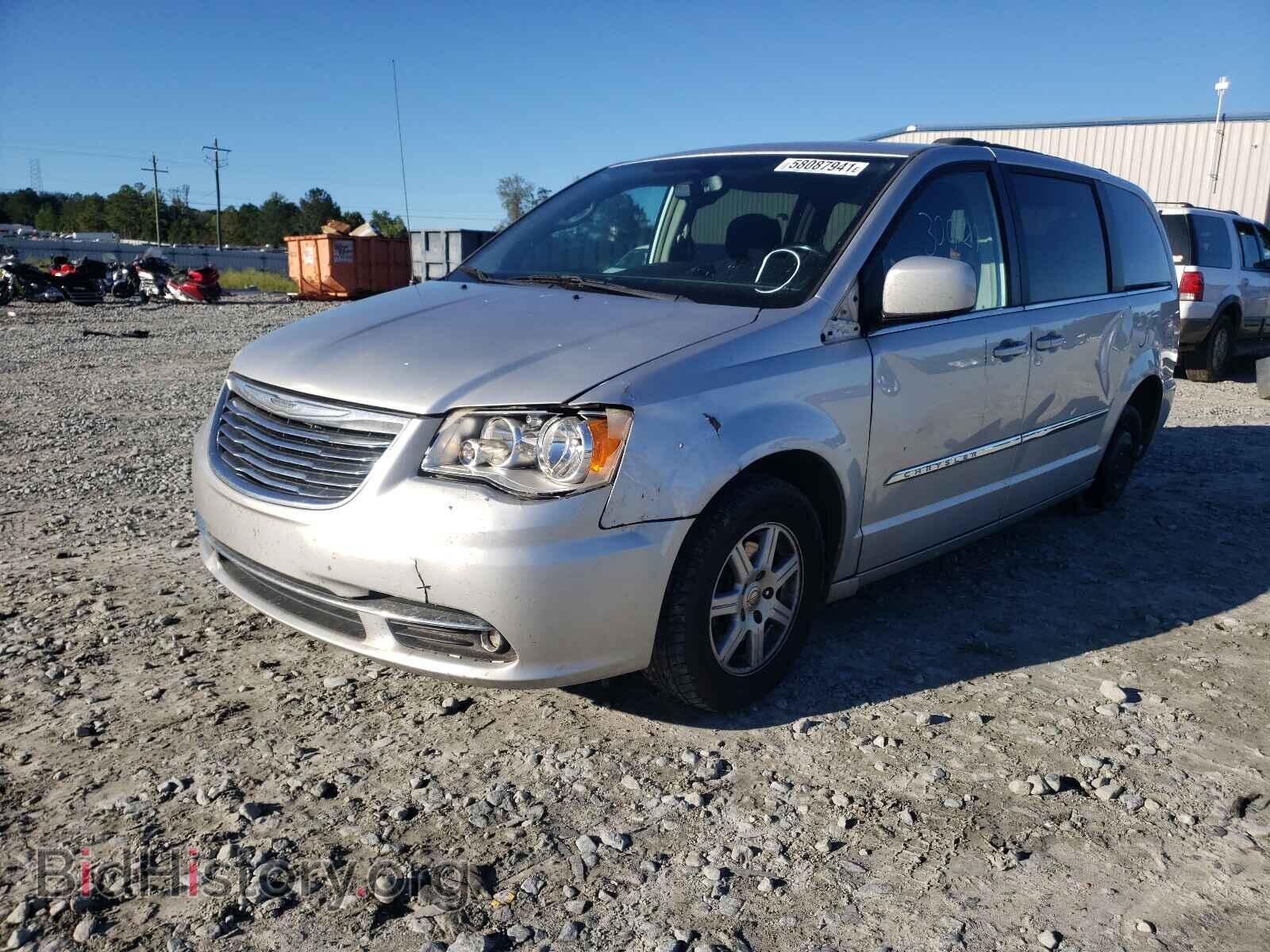 2011 CHRYSLER MINIVAN - VIN: 2A4RR5DG2BR735499 - Фото 2