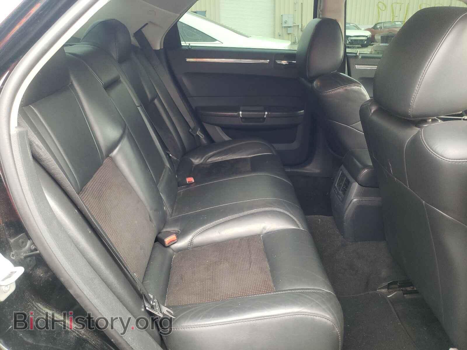 2010 CHRYSLER 300 - VIN: 2C3CA2CVXAH329657 - Фото 6