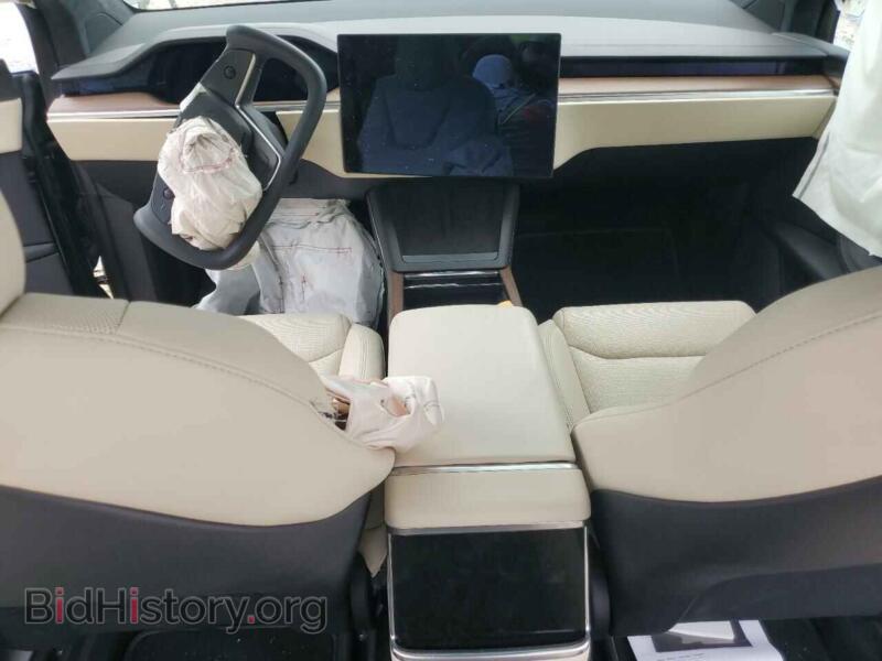 2023 Tesla MODEL X (VIN 7SAXCBE54PF378679) — фото 8 из 12
