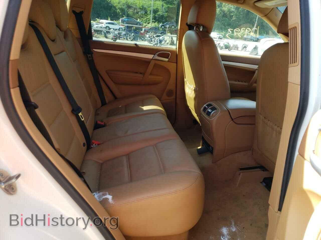 2010 PORSCHE CAYENNE - VIN: WP1AA2AP4ALA06021 - Photo 6