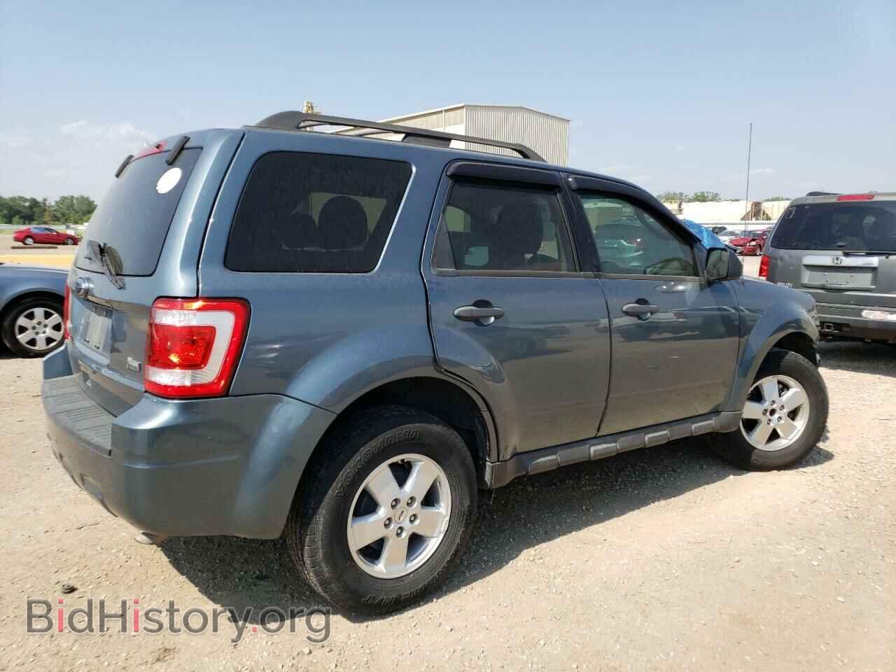 2011 FORD ESCAPE - VIN: 1FMCU0DG0BKB59466 - Фото 3