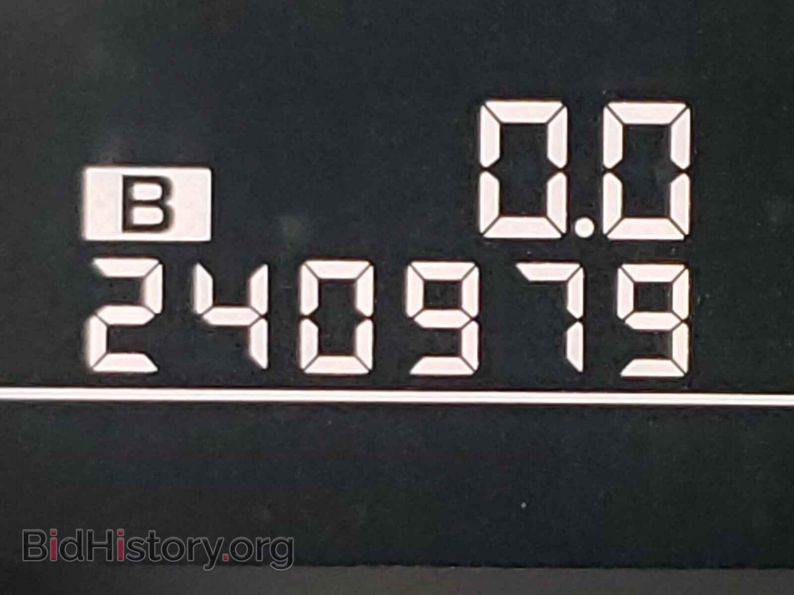 2011 SUBARU OUTBACK - VIN: 4S4BRBCC7B3382525 - Photo 8