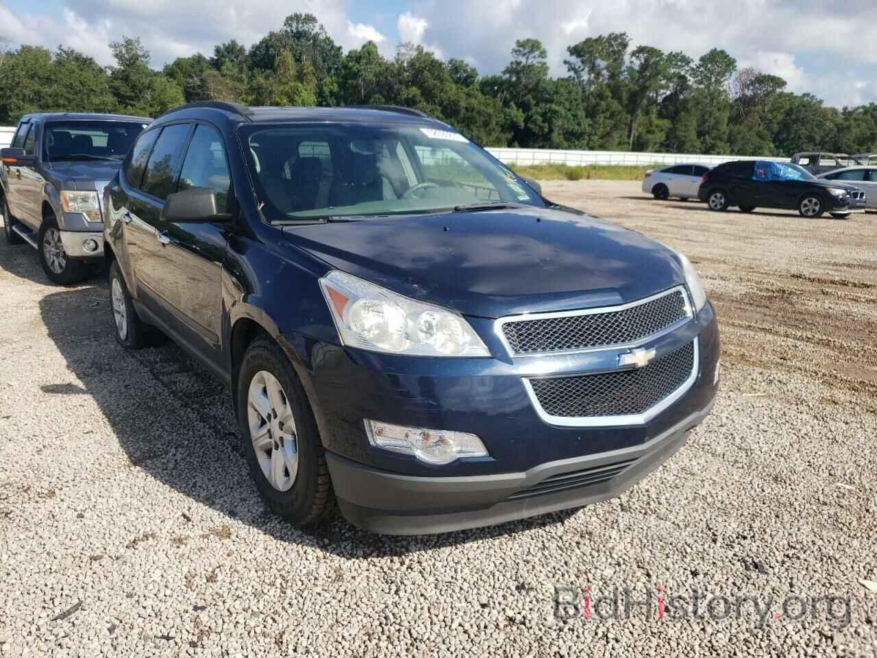 Photo 1GNLVEEDXAJ219963 - CHEVROLET TRAVERSE 2010