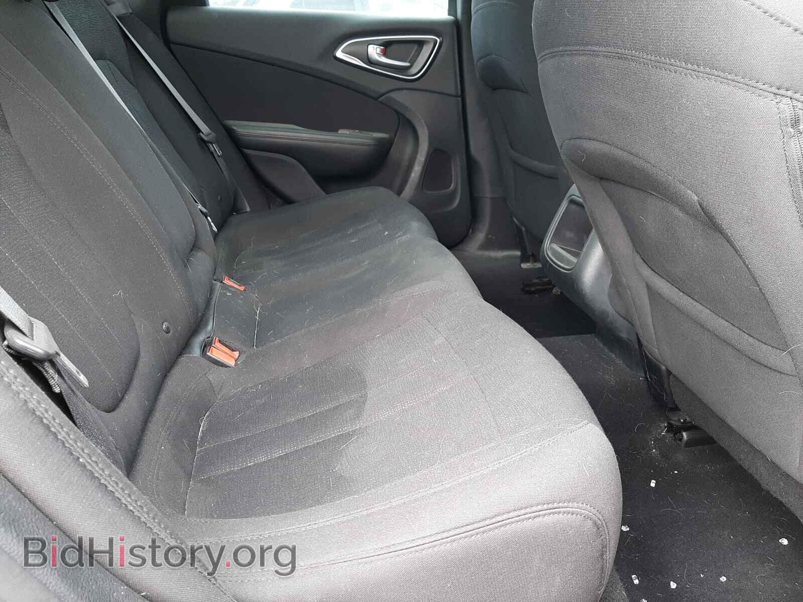 2015 CHRYSLER 200 - VIN: 1C3CCCABXFN627178 - Photo 6