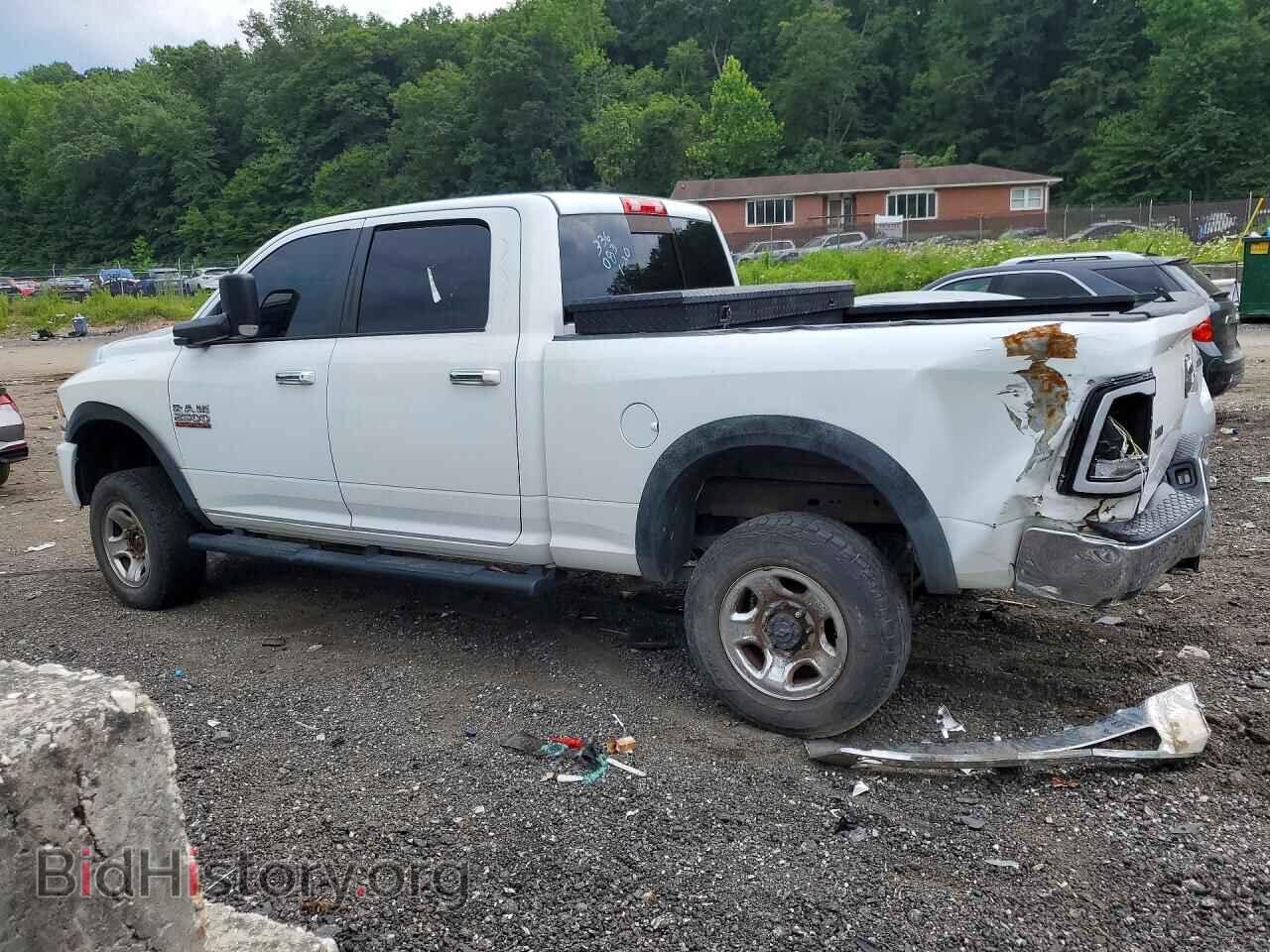 2016 RAM 2500 - VIN: 3C6TR5DT7GG336083 - Photo 2