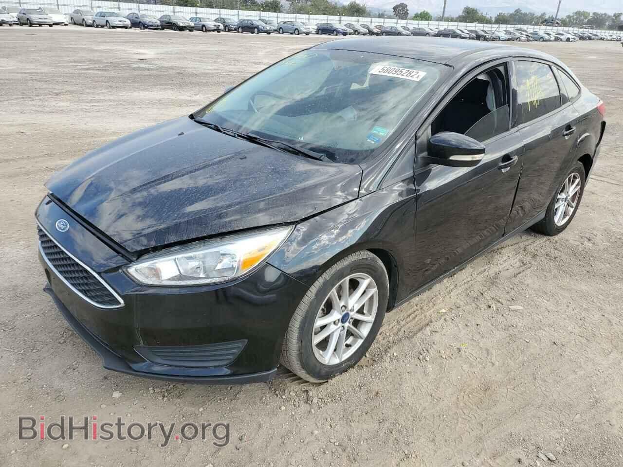 2017 FORD FOCUS - VIN: 1FADP3F23HL206582 - Фото 2
