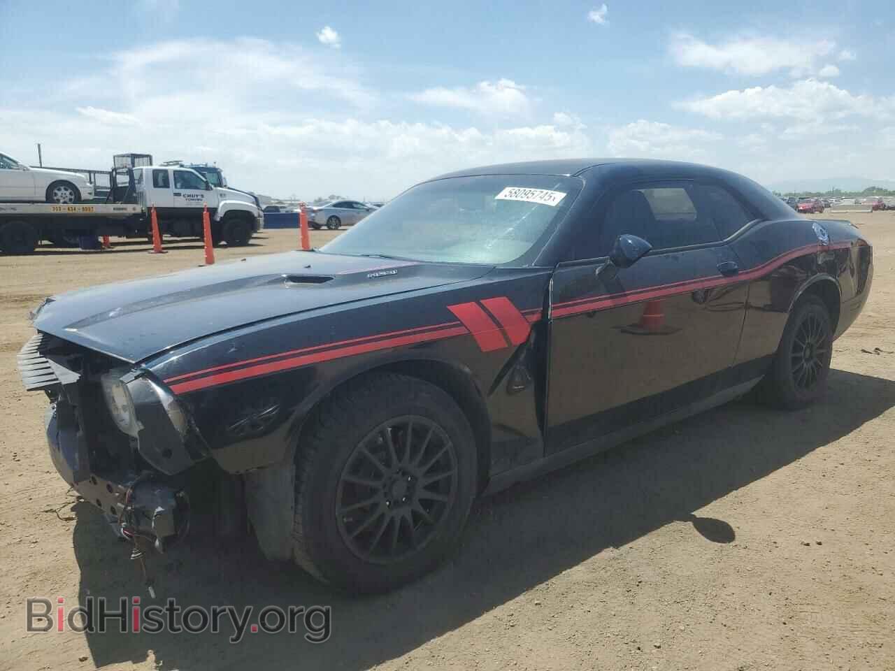 Photo 2C3CDYBT4EH183305 - DODGE CHALLENGER 2014