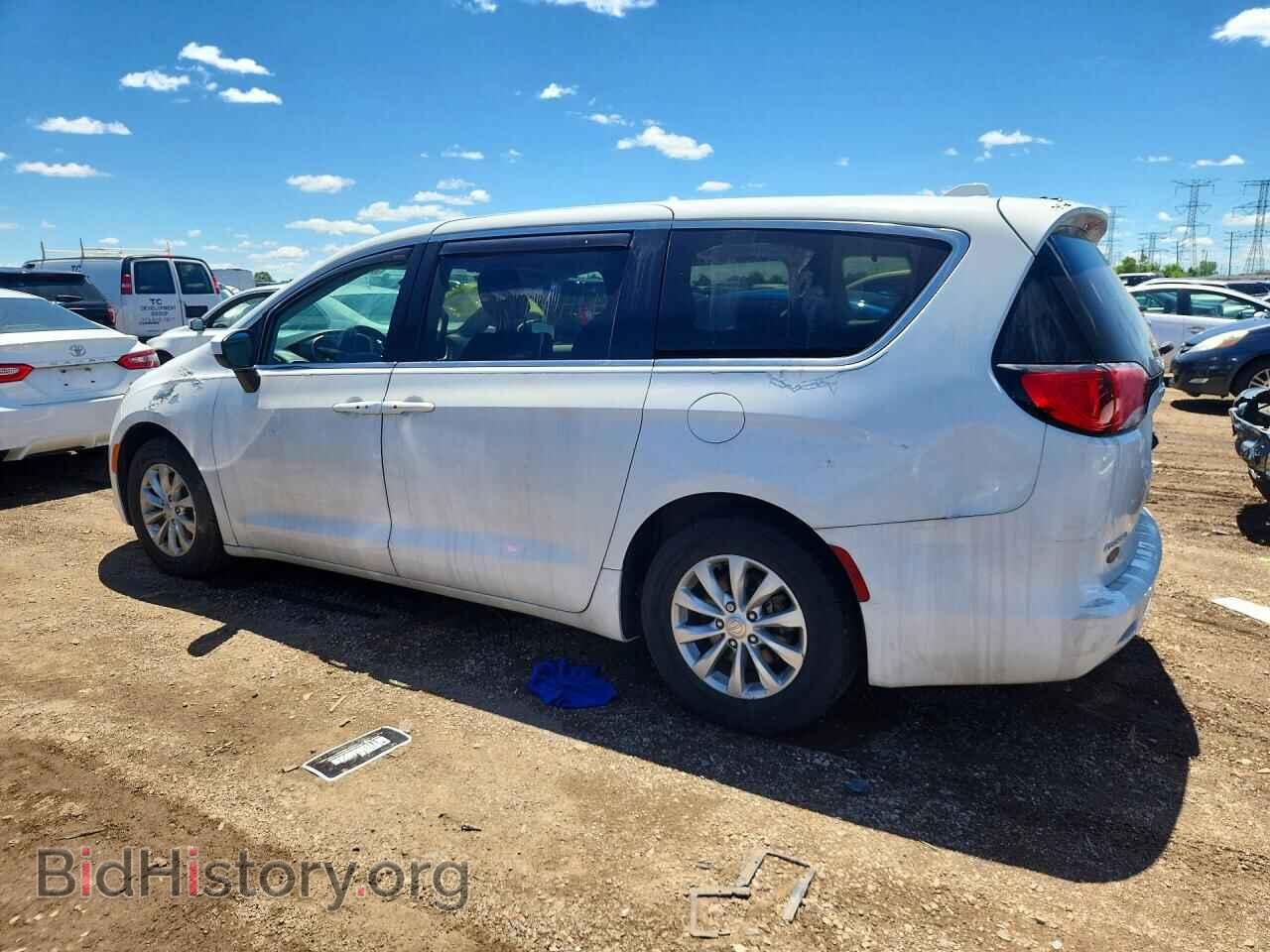 2017 CHRYSLER PACIFICA - VIN: 2C4RC1DG7HR520497 - Photo 2