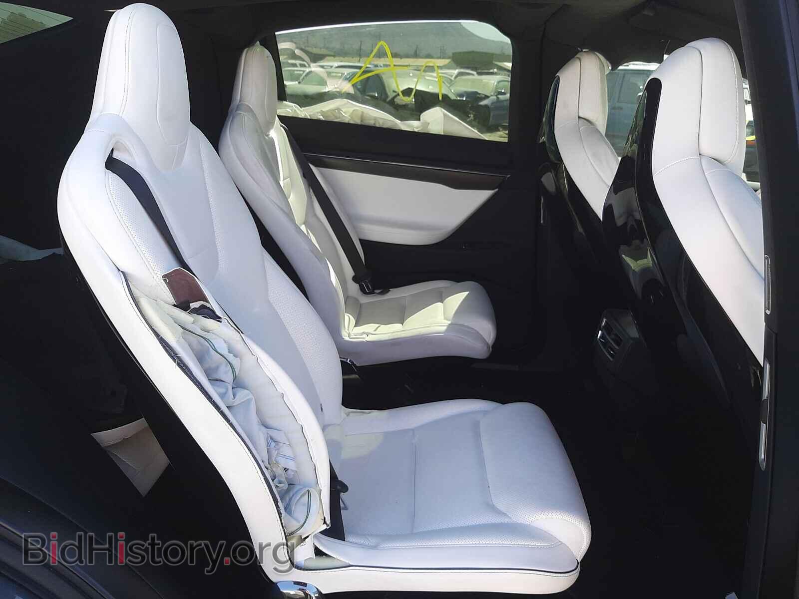 2016 TESLA MODEL X - VIN: 5YJXCBE28GF020892 - Photo 6