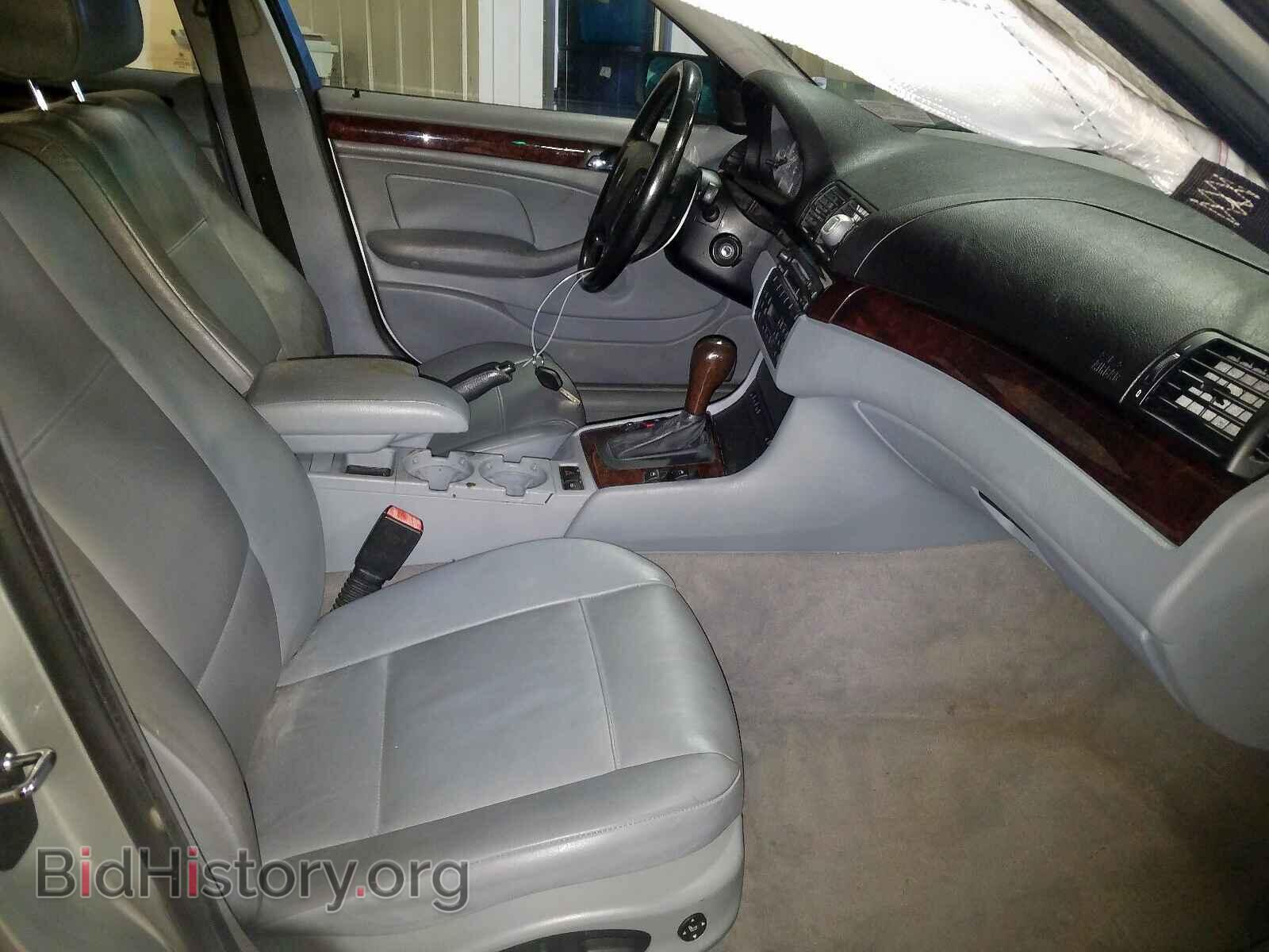 2005 BMW 3 SERIES - VIN: WBAEU33425PR14742 - Фото 5