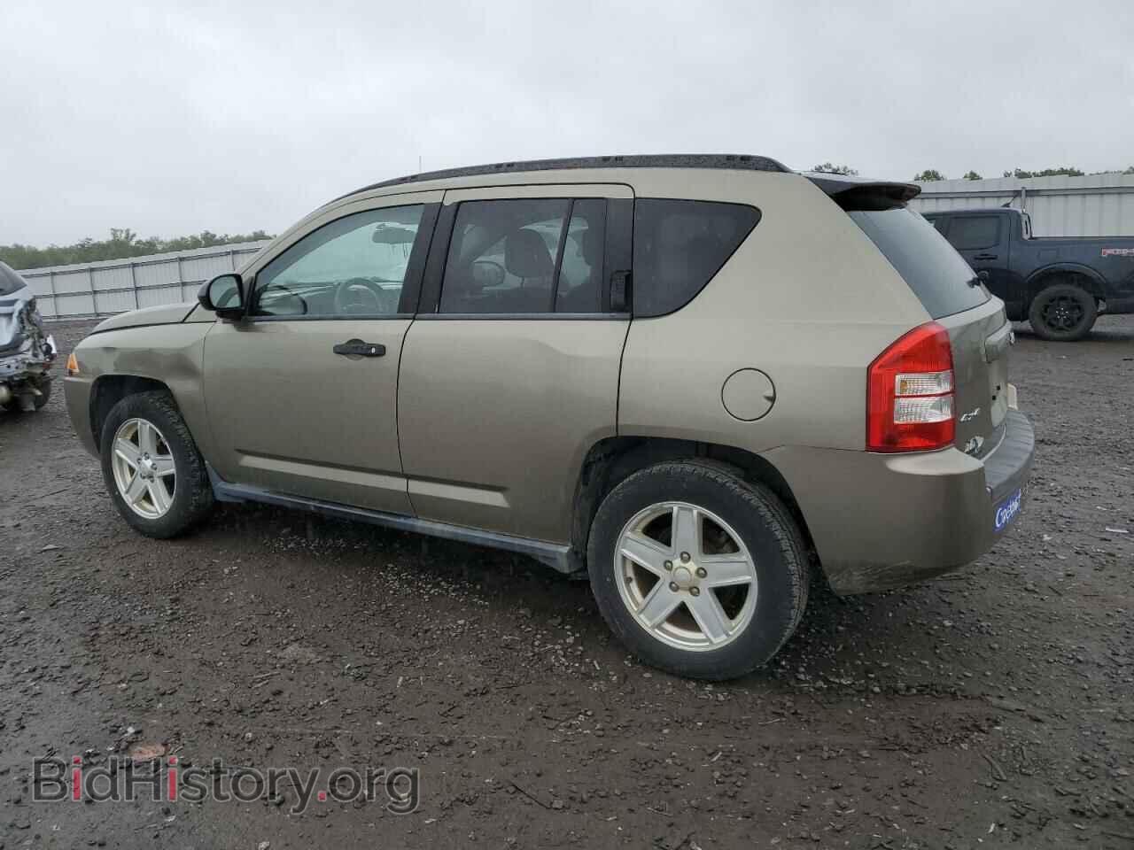 2007 JEEP COMPASS - VIN: 1J8FF47W77D134896 - Photo 2