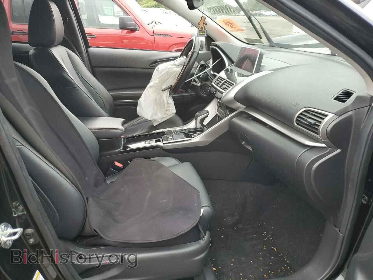2018 MITSUBISHI ECLIPSE - VIN: JA4AT5AA7JZ068660 - Photo 5