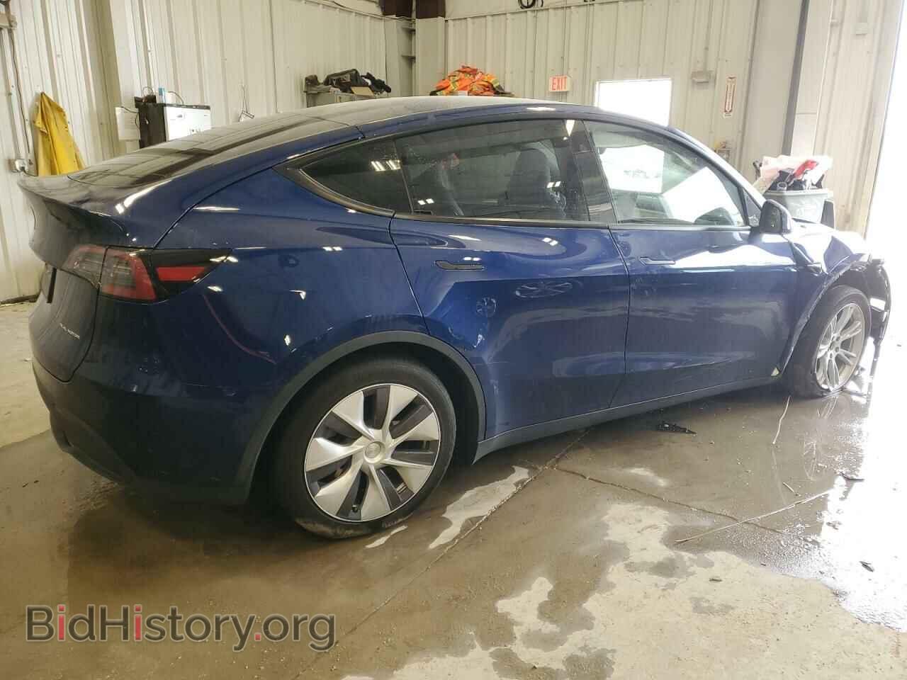 2024 TESLA MODEL Y - VIN: 7SAYGDEE8RA270862 - Фото 3